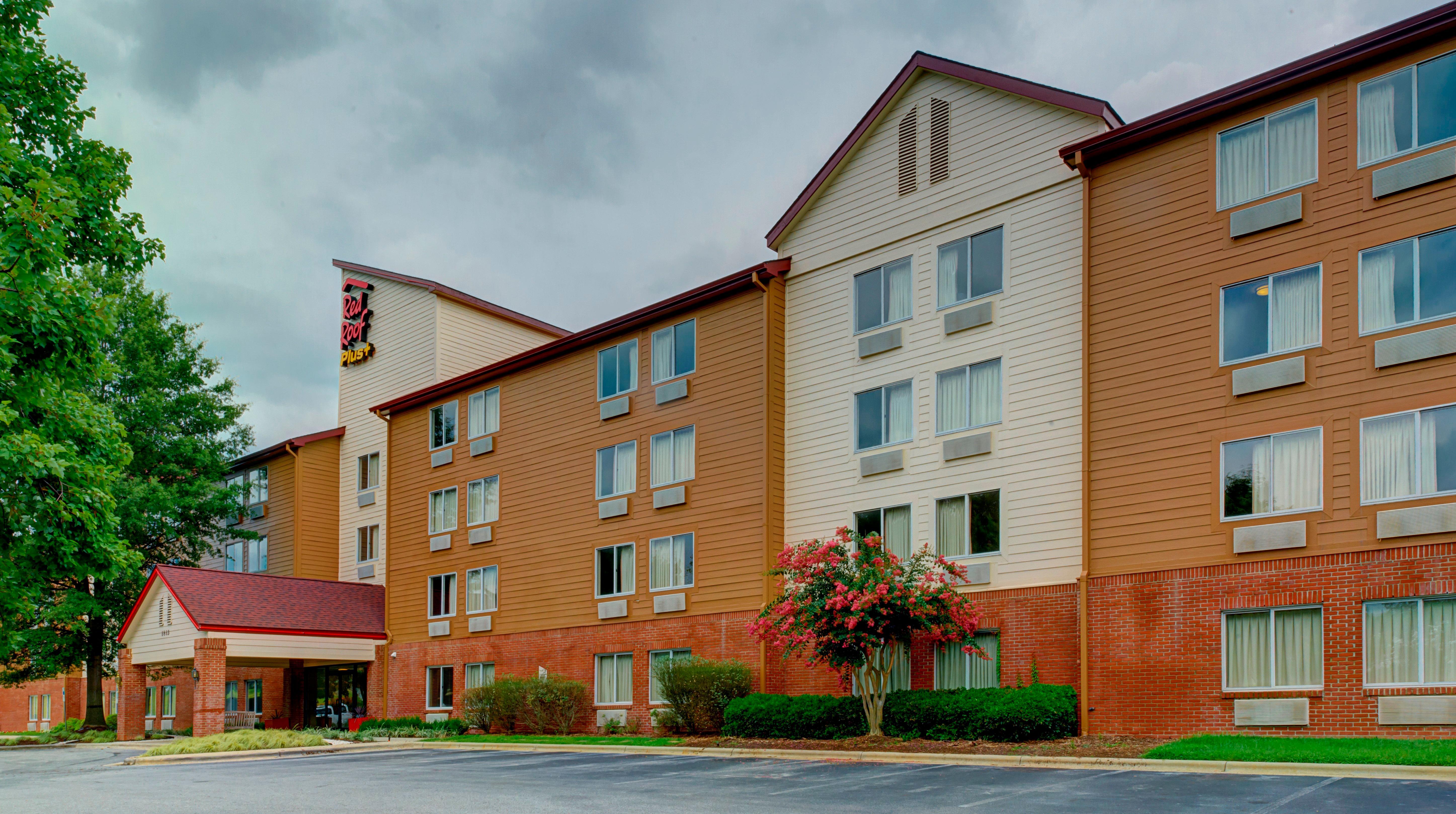 Red Roof Inn Plus Raleigh Downtown Ncsu Conv Center Exteriör bild