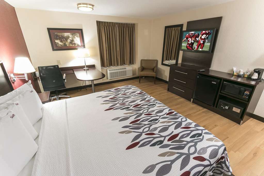 Red Roof Inn Plus Raleigh Downtown Ncsu Conv Center Rum bild